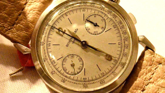 A fake Patek Philippe 1579 Chronograph In Platinum (Est. $1.1M – $1.7M) Plus – Who Is David J. Paper?